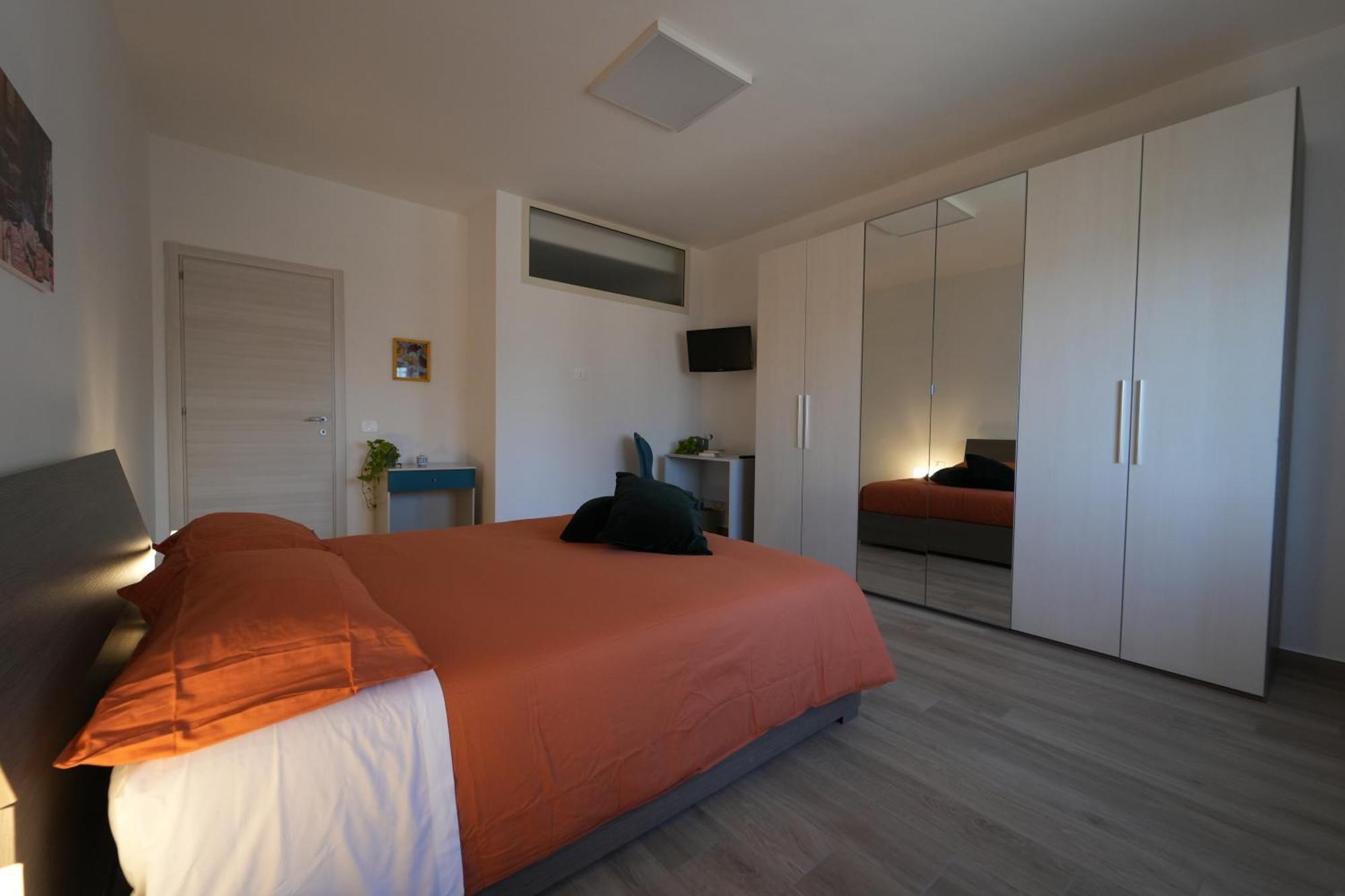 Panorama Vesuvius Affittacamere Guesthouse With Lift Near To Subway In Napoli Center Zewnętrze zdjęcie